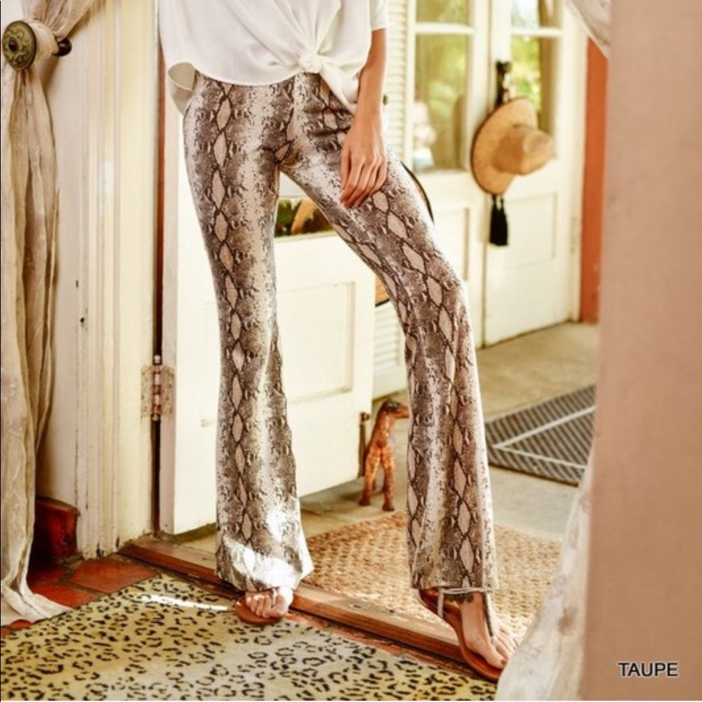 “Poissson” Flare snake leggings - Picture 2 of 5